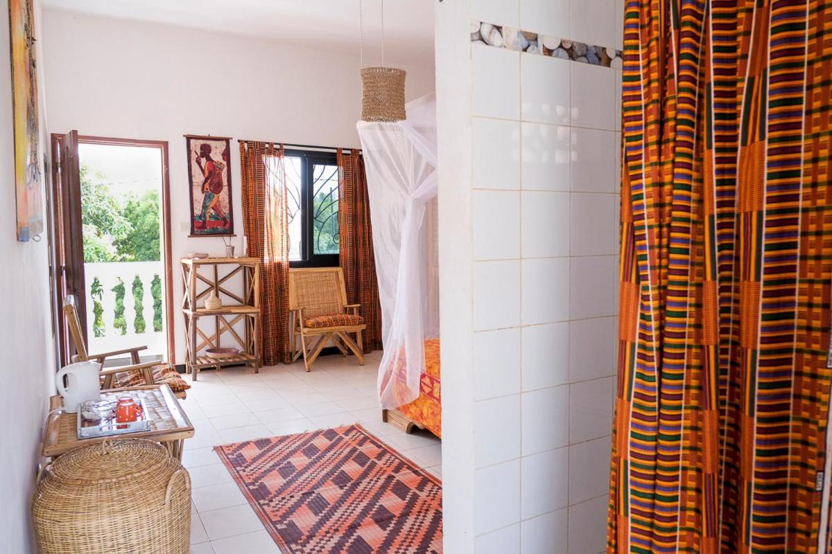 Keur Dofie Bed & Breakfast ตูบับเดียเลา ภายนอก รูปภาพ
