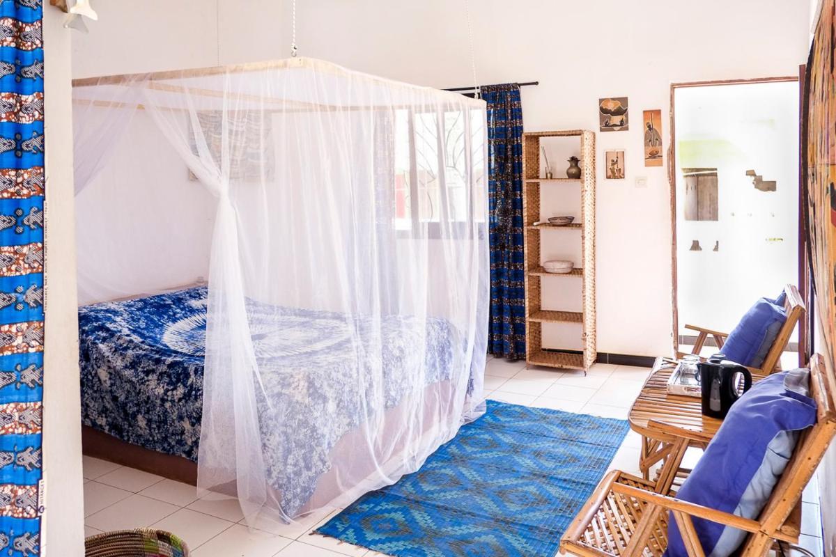 Keur Dofie Bed & Breakfast ตูบับเดียเลา ภายนอก รูปภาพ