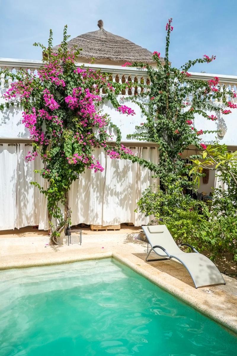 Keur Dofie Bed & Breakfast ตูบับเดียเลา ภายนอก รูปภาพ