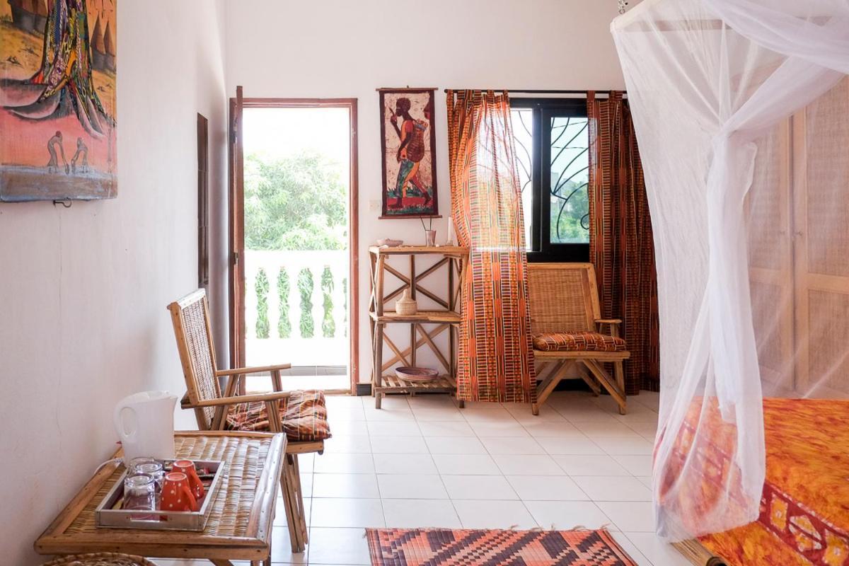 Keur Dofie Bed & Breakfast ตูบับเดียเลา ภายนอก รูปภาพ