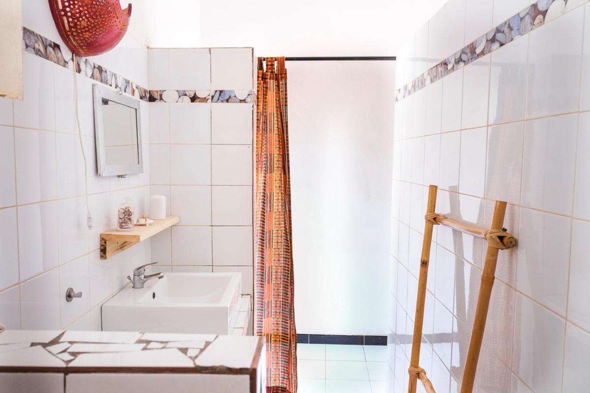 Keur Dofie Bed & Breakfast ตูบับเดียเลา ภายนอก รูปภาพ